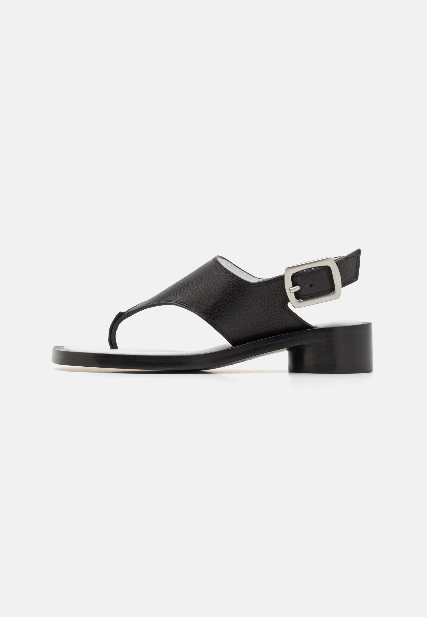 MM6 Maison Margiela Mary Jane サンダル 10月17日発売｜MM6 Maison Margiela x Salomon XT-Mary Jane の