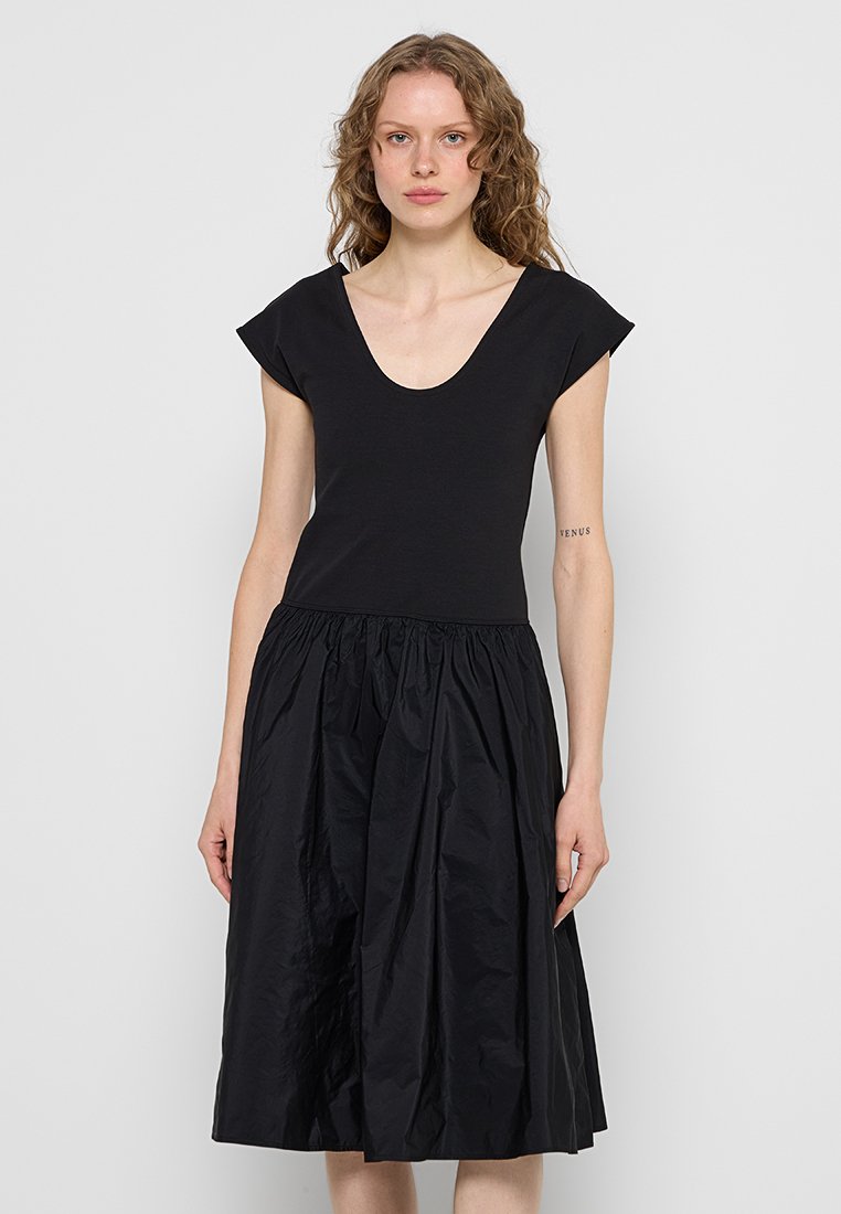 Tommy Hilfiger Jurk zwart Tommy Hilfiger Jurk zwart