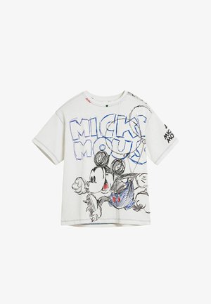 Camiseta blanca de algodón con un diseño gráfico de Mickey Mouse en contornos negros y azules, con un texto audaz que dice "Mickey Mouse". Manga corta.