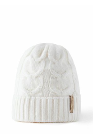 Biała, dziana czapka beanie z teksturowanym wzorem warkoczowym, ściągaczem i małą skórzaną metką z logo. Miękki materiał zapewniający ciepło.