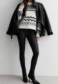 New Look Sweter