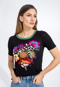 Ivko - INTARSIA  FLORAL EMBROIDERY - Triko s potiskem - black Miniatura obrázku 1