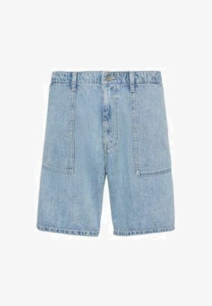 Lyseblå denimshorts med forlommelommer, bæltestropper og knaplukning, med afslappet pasform.