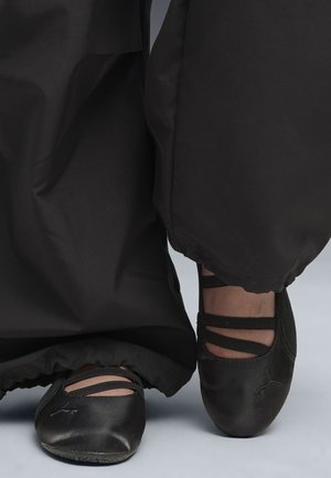 Riemchenballerina - black cool dark gray