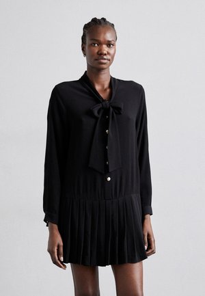 ROBE - Vestido de tubo - black