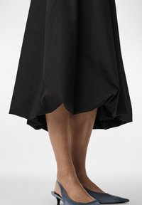 YAS YASSASCHA BALLOON SKIRT - Maxi sukně - black