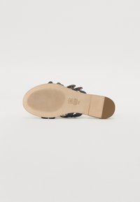 Kennel + Schmenger CARLY - Mules - indigo/gold