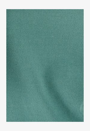 Teal ribstof met een gladde textuur, gekenmerkt door een consistent patroon van verticale lijnen en een lichte rek.