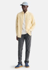GANT Jeans a sigaretta - black