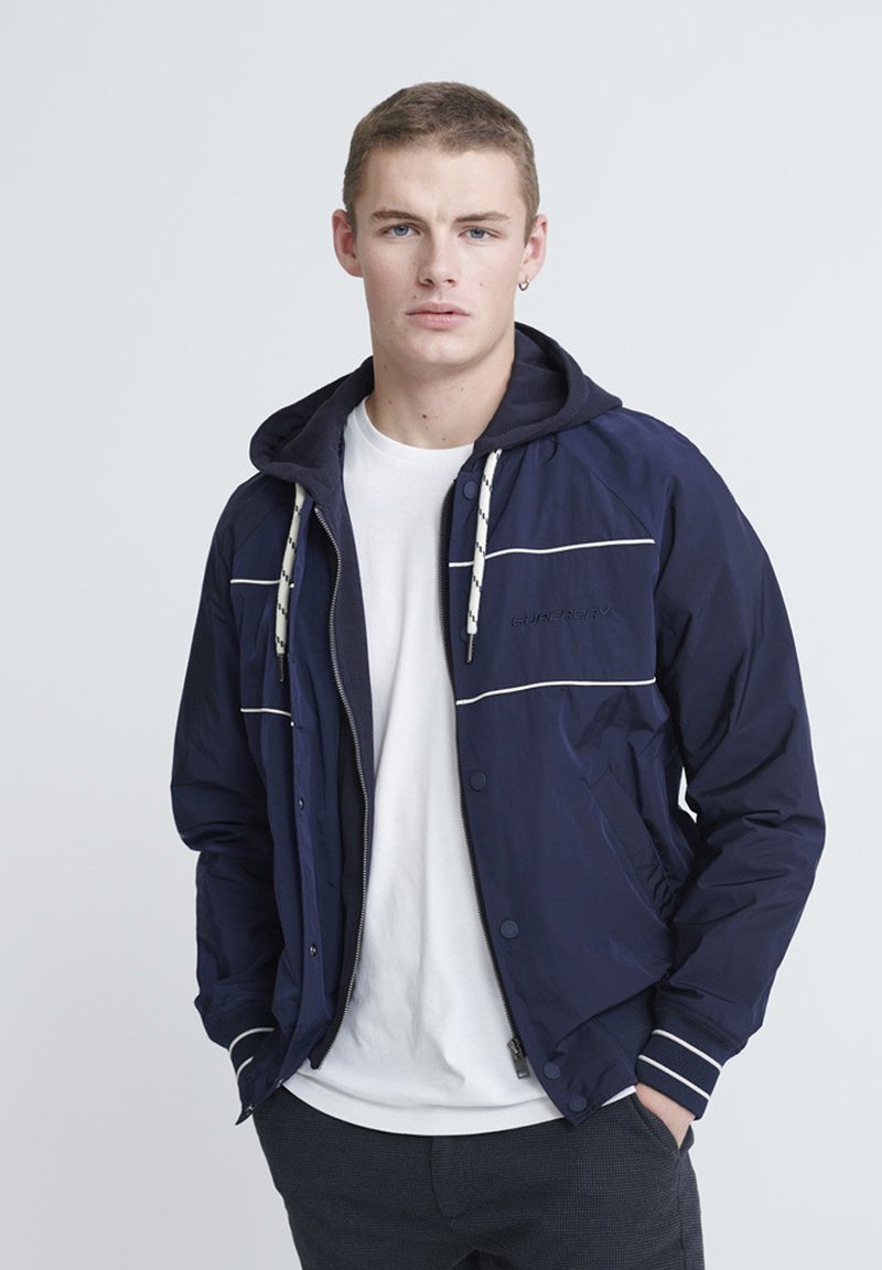 Superdry SUPERDRY HOODED SUMMER HOUSE BOMBER Bomber Jacket richest