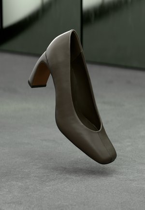 LEATHER - Klasiski papēži - dark brown