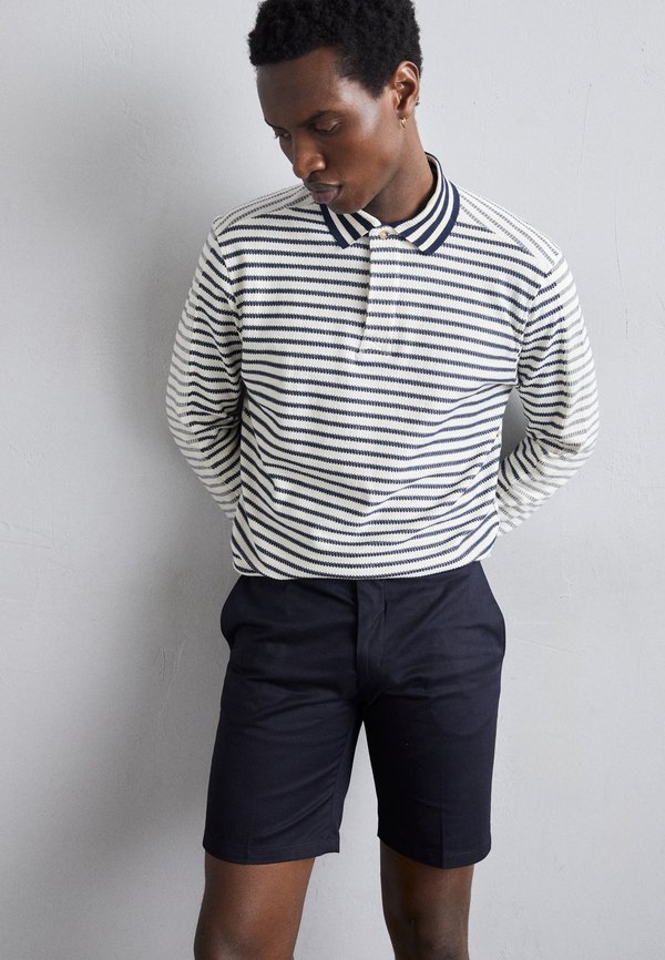 TENUT - Shorts - light ink2