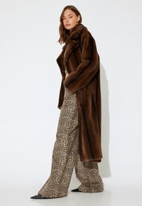 Koton Vaqueros rectos - brown