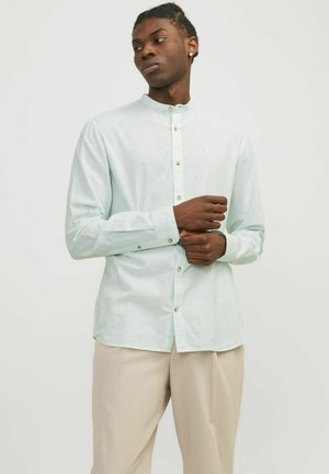 JJESUMMER BAND LINEN MIX SHIRT - Vapaa-ajan kauluspaita - soothing sea