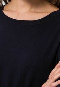 BRAX Sweter