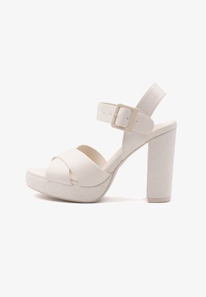 ALV by Alviero Martini Scarpe con plateau - white ivory