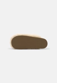 Shepherd Chaussons - creme