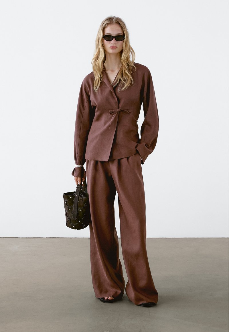 Massimo Dutti - FLOWING KIMONO - Summer jacket - brown, Enlarge