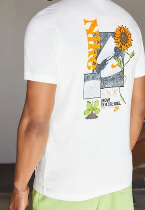 T-shirt z nadrukiem
