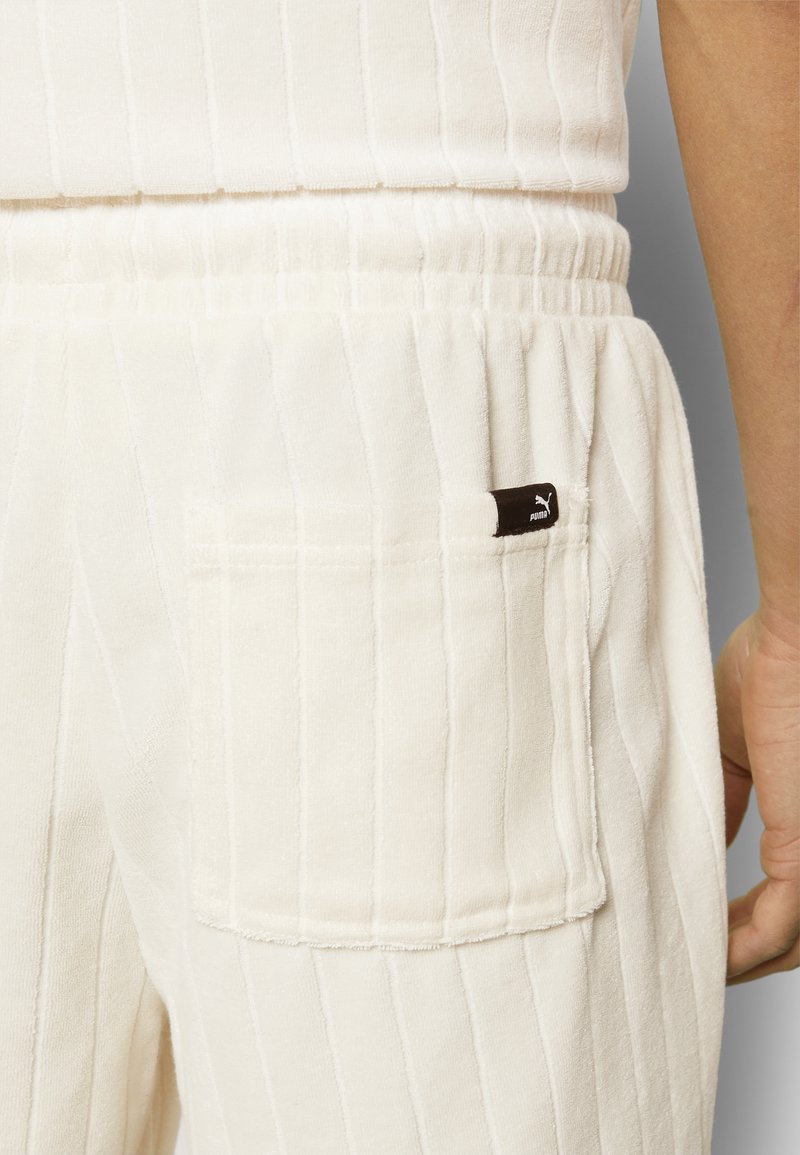 Herren Trainingsanzüge | Puma DOWNTOWN TOWELING Jogginghose offwhite - XX95759 Herren Trainingsanzüge | Puma DOWNTOWN TOWELING Jogginghose offwhite - XX95759