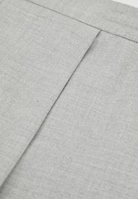 Reiss REGULAR FIT -  DRAWSTRING - Pantaloni scurți - soft grey