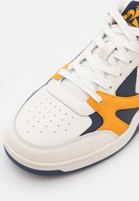 le coq sportif PRO STAR LITE UNISEX - Tenisky - optical white/golden orange