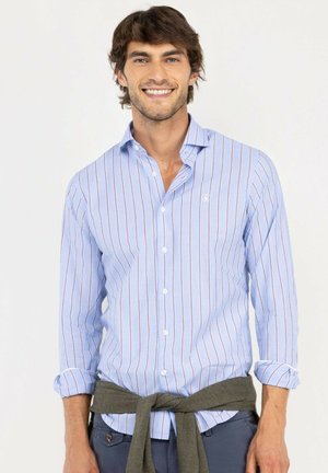 El Ganso, CAMISA BACK TO WORK POPELÍN RAYA - Camisa - granate