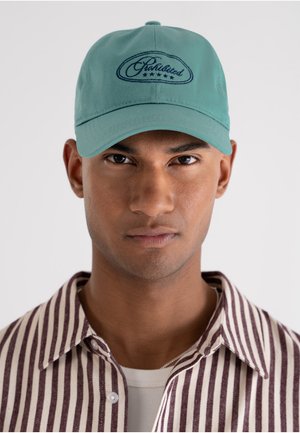 PROHIBITED, FIVE-STARS - Caps - green