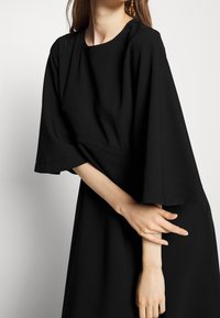 See by Chloé Vestido informal - black
