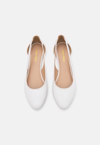 Anna Field Wide Fit Ballet pumps - white