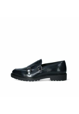 Scarpa slip-on in pelle blu scuro con due fibbie metalliche, dettagli cuciti e una spessa suola in gomma nera per una maggiore trazione.