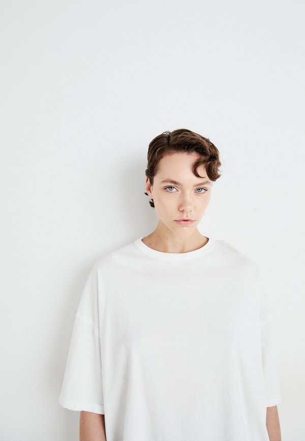 DEVON TEE - Basic T-shirt - ivory3
