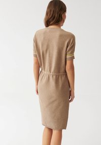 TATUUM PAM - Pulóverruha - beige