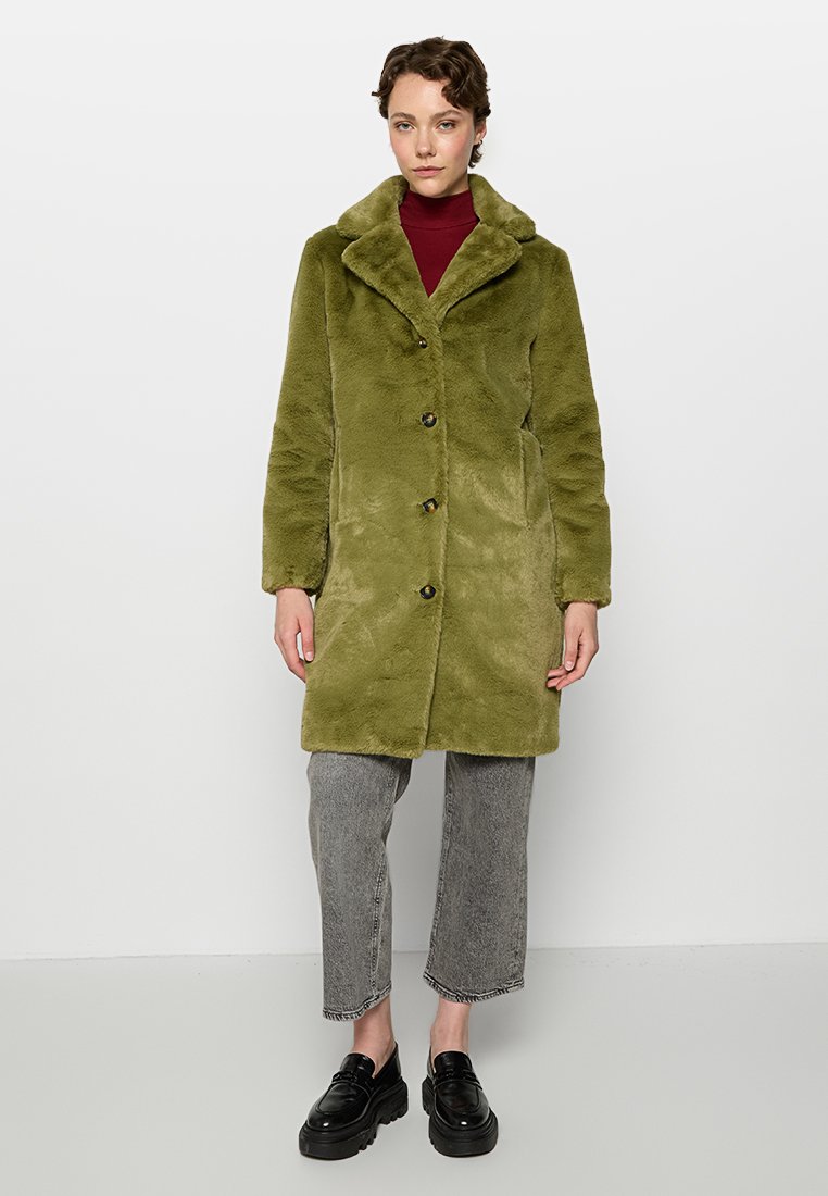 Oakwood Wintermantel kaki