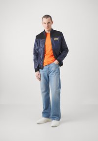 EA7 Emporio Armani JACKET - Bomberjacka - blu navy