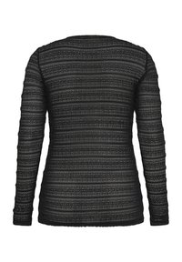 Haut noir texturé à manches longues avec un motif rayé de différentes épaisseurs. Encolure ronde et design dépouillé.