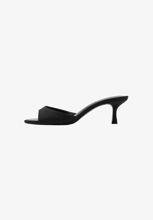 MET BANDJE - Heeled mules - black