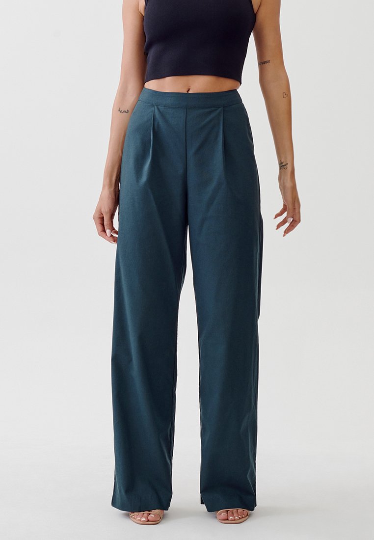 TUSSAH DREW TROUSERS - Auduma bikses - emerald