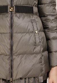 Patrizia Pepe Giacca invernale - black