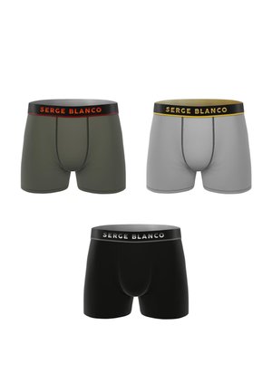 Trois paires de boxers verts, gris et noirs avec des ceintures contrastées marquées "Serge Blanco."