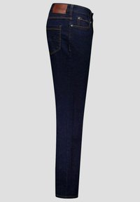 Dunkelblaue Denim-Jeans im Slim-Fit, mit zwei Gesäßtaschen, einer kleinen Reißverschlusstasche und einem braunen Leder-Logo-Patch am Bund.