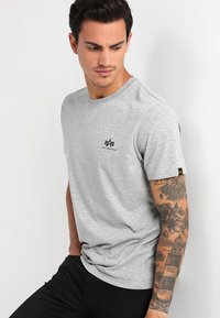 Alpha Industries - SMALL LOGO - T-shirt basic - grey heather Miniatuurafbeelding 1