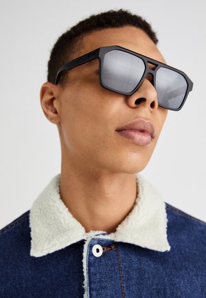 SOUNDCHECK UNISEX - Sonnenbrille - matte black/black polarized