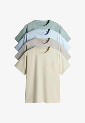 Cztery gładkie t-shirty z okrągłym dekoltem i krótkim rękawem, ułożone w stos w pastelowych kolorach: zielonym, niebieskim, beżowym i kremowym, widok z przodu.