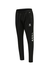 Zwarte sportbroek van gladde stof, met een tailleband met trekkoord en een wit logo met chevron-accenten aan de zijkant.