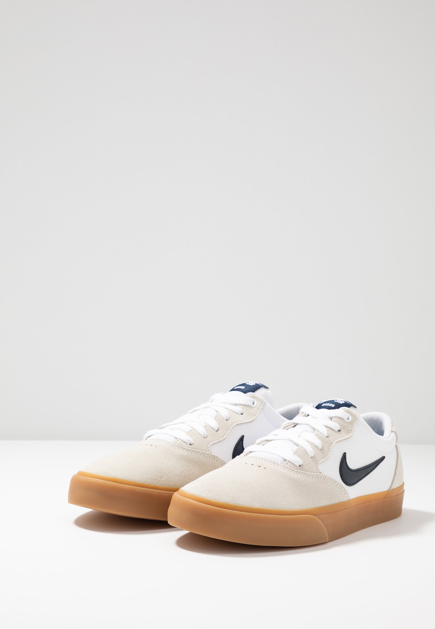 Nike SB NIKE CHRON - Zapatillas - white/light brown/black/photo blue/hyper  pink/blanco - Zalando.es