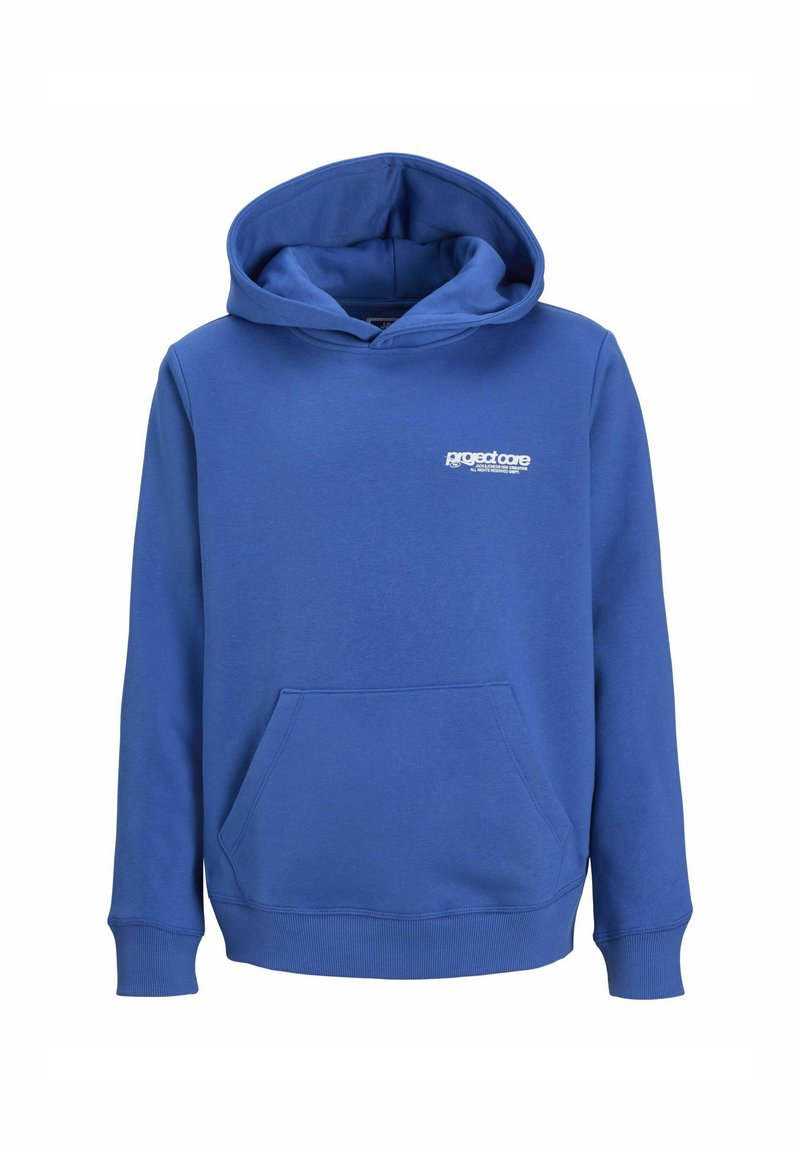 Sudadera con capucha azul hecha de material suave, que presenta un bolsillo frontal, puños acanalados y un logo blanco en el pecho.