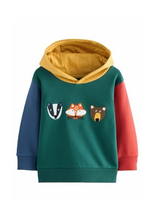 Grüne Kapuzenjacke mit gelber Kapuze, die gestickte Tiergesichter zeigt: Dachs, Fuchs und Bär. Lange Ärmel in Blau und Rot. Weicher Stoff.