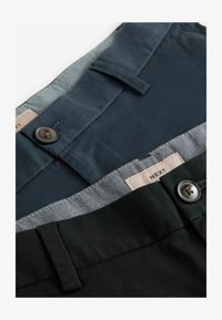 Non sélectionné, black navy