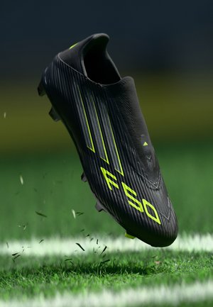 adidas Performance F50 LEAGUE LL FG/MG - Voetbalschoenen voor harde ondergrond - core black/iron metallic/lucid lemon